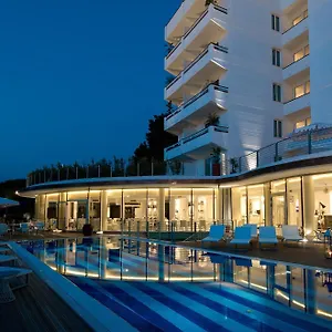 Hotel Mondial &